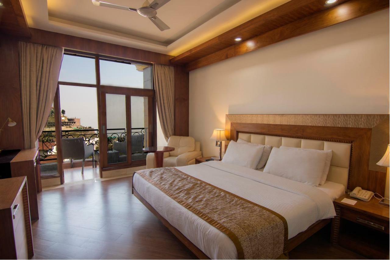 Grand Imperial Resort Mussoorie Eksteriør billede
