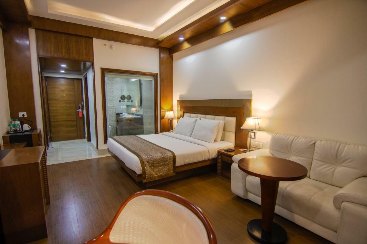 Grand Imperial Resort Mussoorie Eksteriør billede